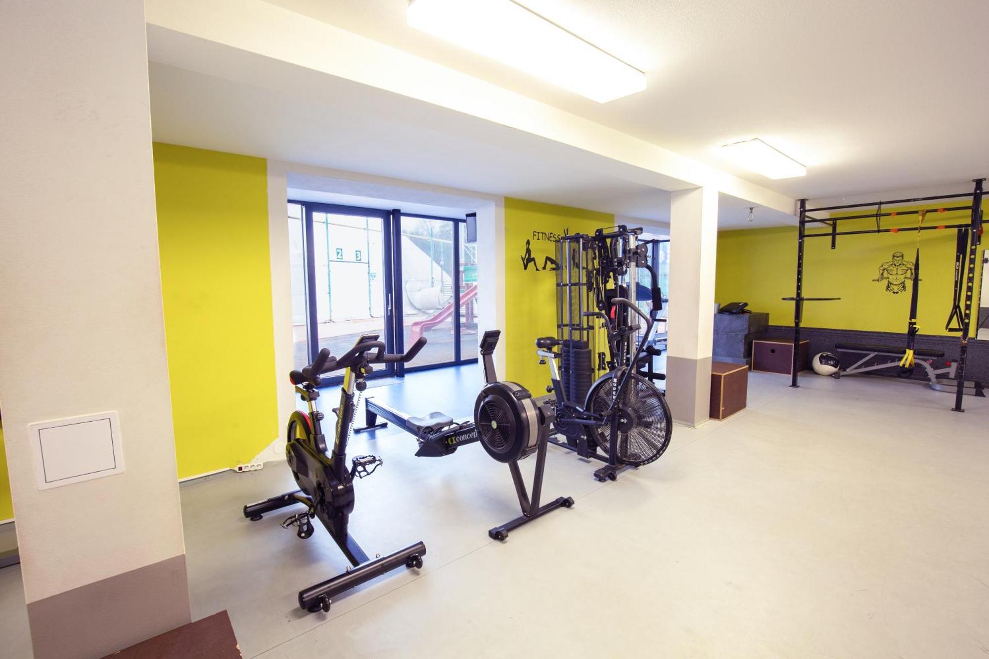 באנסקה ביסטריצה Baseline Sportovy Areal & Penzion מראה חיצוני תמונה